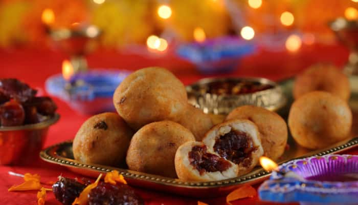 Diwali 2022: Try out making this YUMMY Khajoor Ni Pattice recipe this festival!