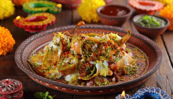 Diwali 2022 recipes: Make this unique Mirchi Vada Chaat this festival at your home