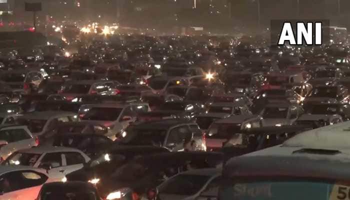 Diwali 2022: Traffic snarls at Delhi-Gurugram expressway ahead of festivities - WATCH Video