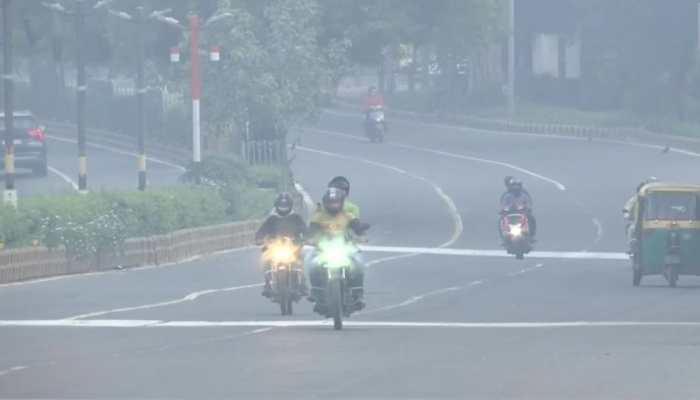 Delhi air quality dips to 'poor' category ahead of Diwali, AQI stands at 262