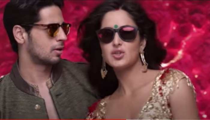 Diwali 2022: Here’s a list of some peppy Bollywood songs to light up your party even more! 