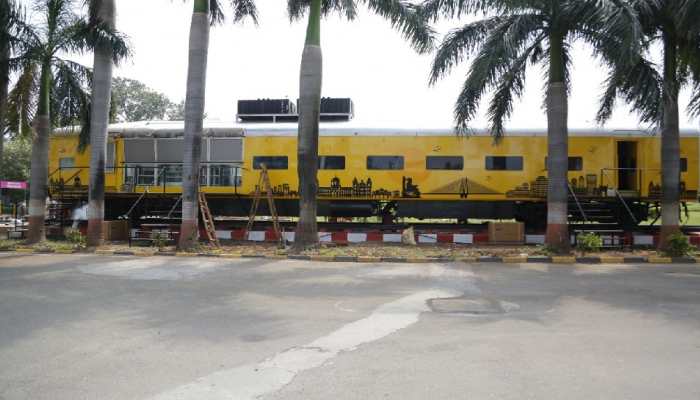 Indian Railways to set up four more 'Restaurant on Wheels' in THESE cities of Maharashtra