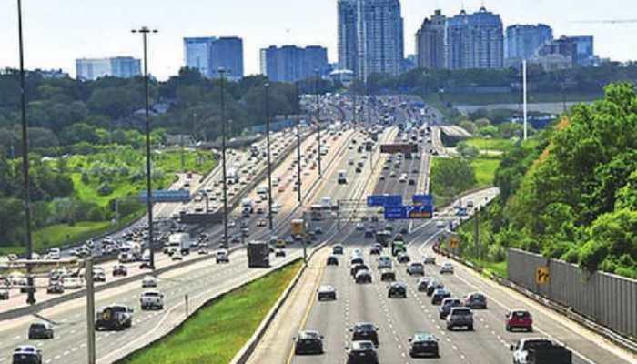 Firm delays Noida expressway resurfacing, to pay HEAVY PRICE now..