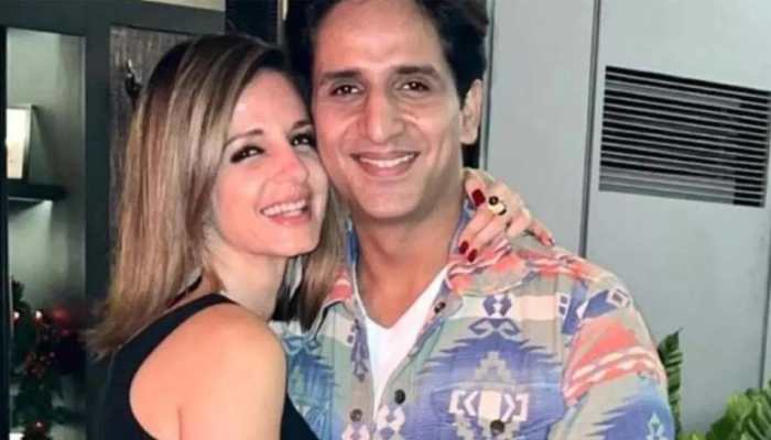 Arslan Goni shares a heartfelt post to wish his 'love' Sussanne Khan on her birthday