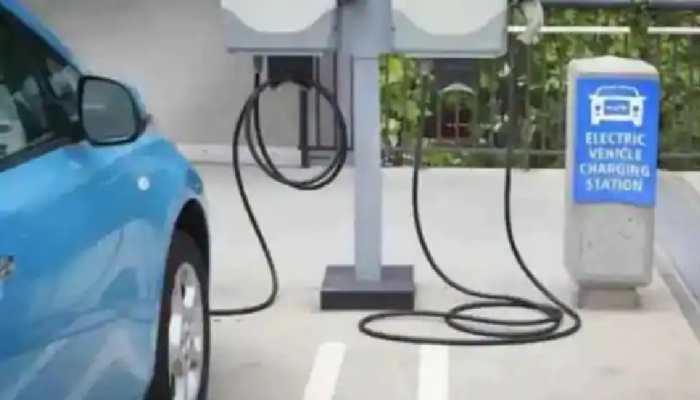 Dispute over electric vehicle batteries pushes US and EU to establish task force 