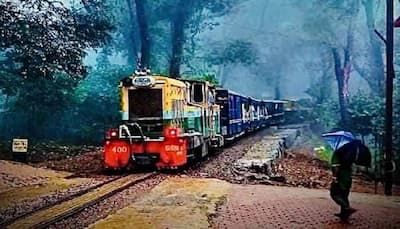 Iconic Heritage Neral- Matheran toy train whistles again with Vistadome coach! Check new timings here