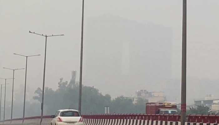 Noida air pollution: Air quality inching towards &#039;SEVERE&#039;, AQI is near 400