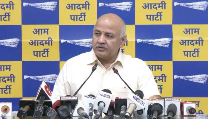 Manish Sisodia plays audio clip, claims 'BJP man' discussing party's bid to poach AAP MLAs; demands Amit Shah's arrest