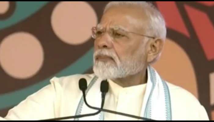 &#039;It is painful&#039;: PM Modi gets emotional as he talks about Morbi bridge collapse - Watch
