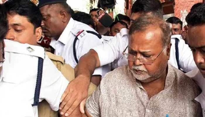 SSC Scam Case: &#039;SHUT UP!&#039; Partha Chatterjee loses TEMPER outside court after hearing THIS