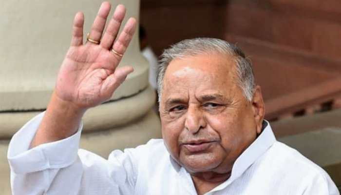 'Confer Bharat Ratna on Mulayam Singh Yadav'