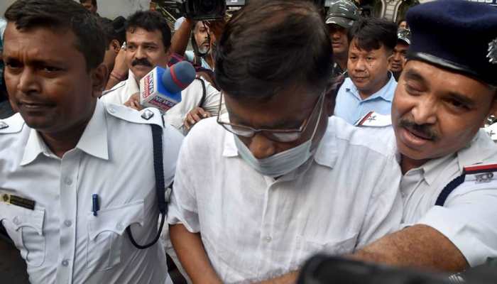 Rs 20 CRORE collected, Rs 5000 per STUDENT: Big SECRET unfolds against Manik Bhattacharya in Primary TET scam