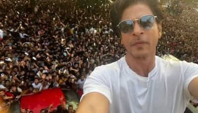 Shah Rukh Khan greets his fans, clicks birthday selfie with them outside Mannat- PIC INSIDE