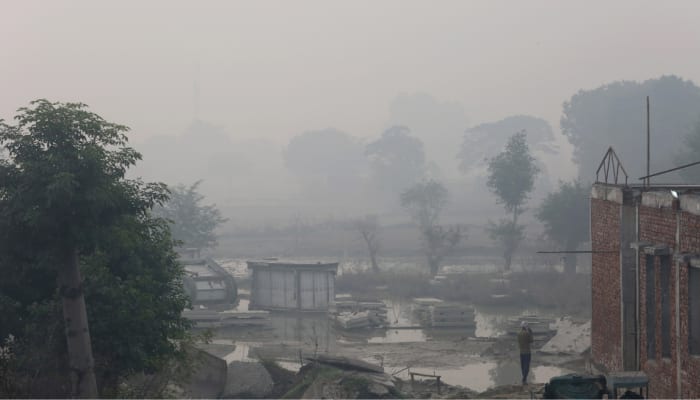 Air Pollution: Delhi Minister Gopal Rai to hold high-level meeting;  odd-even system may be implemented | India News | Zee News