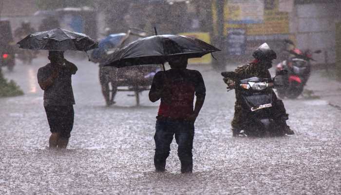 IMD predicts heavy rainfall over Tamil Nadu, Kerala and other states- Check full weather forecast