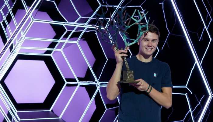 Paris Masters 2022: Danish teen Holger Rune STUNS Novak Djokovic in final to win title