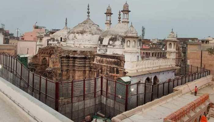 Varanasi court adjourns hearing of plea seeking worship of &#039;Shivling&#039; in Gyanvapi mosque to Nov 14