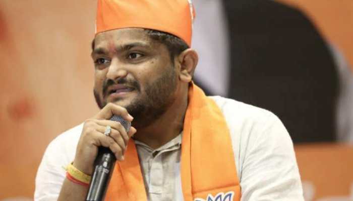 Ahead of Gujarat polls, HC lifts ban on BJP leader Hardik Patel's entry into Mehsana district Ahead of Gujarat polls, HC lifts ban on BJP leader Hardik Patel's entry into Mehsana district