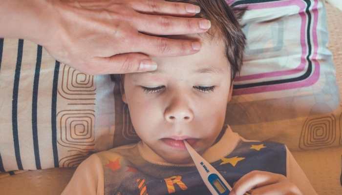 World Pneumonia Day 2022: Can vaccine prevent pneumonia? Know symptoms, treatment