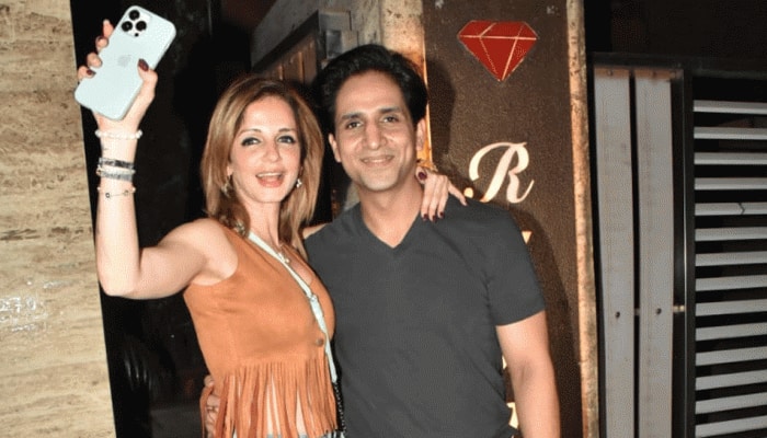 Hrithik Roshan&#039;s ex-wife Sussanne Khan spotted with boyfriend Arslan Goni, couple looks adorable together