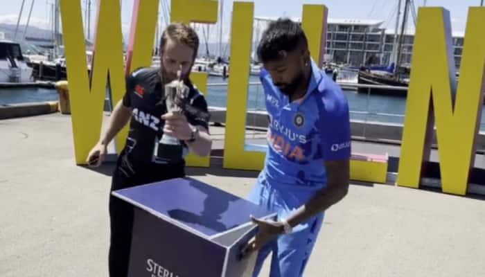 IND vs NZ 1st T20I: Alert Kane Williamson catches trophy after it blows away due to wind, video gets viral - WATCH