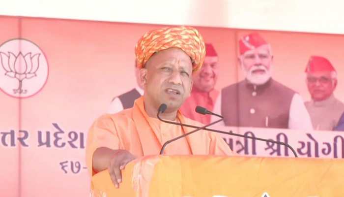 Gujarat elections 2022: &#039;Time has come to fulfill Mahatma Gandhi&#039;s wish of dissolving Congress&#039;: Yogi Adityanath in Morbi