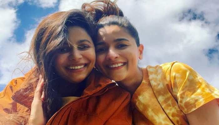 New mommy Alia Bhatt and Shaheen&#039;s sunkissed picture will make your day