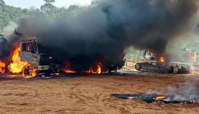 Chhattisgarh: Naxalites burn down five vehicles including private bus, four mobile towers in Kanker