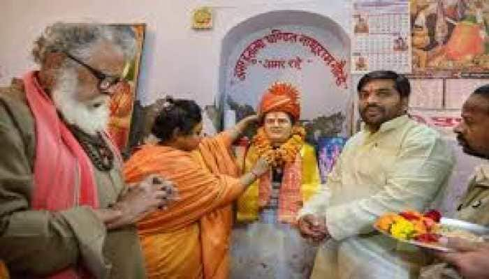 Will rename Meerut as Nathuram Godse Nagar if elected to power in civic polls: Hindu Mahasabha