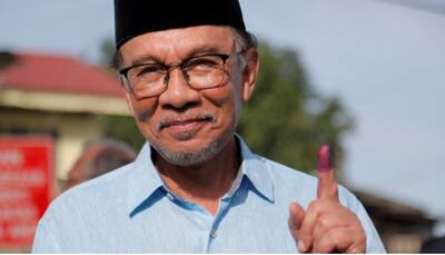 Malaysia elections: Reformist leader Anwar Ibrahim close to becoming next Prime Minister