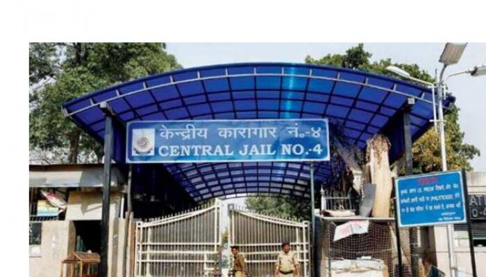 Amid row over Satyendar Jain getting 'massage' inside jail, ex-law officer of Tihar makes THIS claim