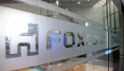 Foxconn apologises for pay-related error at China iPhone plant after worker unrest