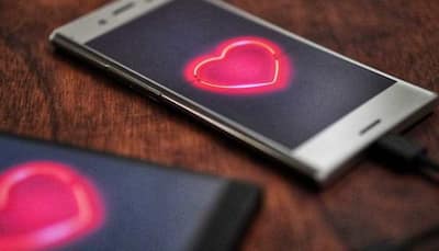 Looking for love? Top 5 popular online dating apps in India - take your pick!  