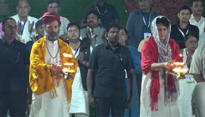 Watch: Rahul, Priyanka Gandhi perform &#039;aarti&#039; at Narmada ghat in MP during Bharat Jodo Yatra