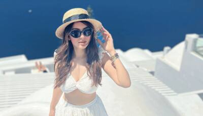 Days ahead of her wedding, Hansika Motwani celebrates bachelorette in Greece, check out her party video