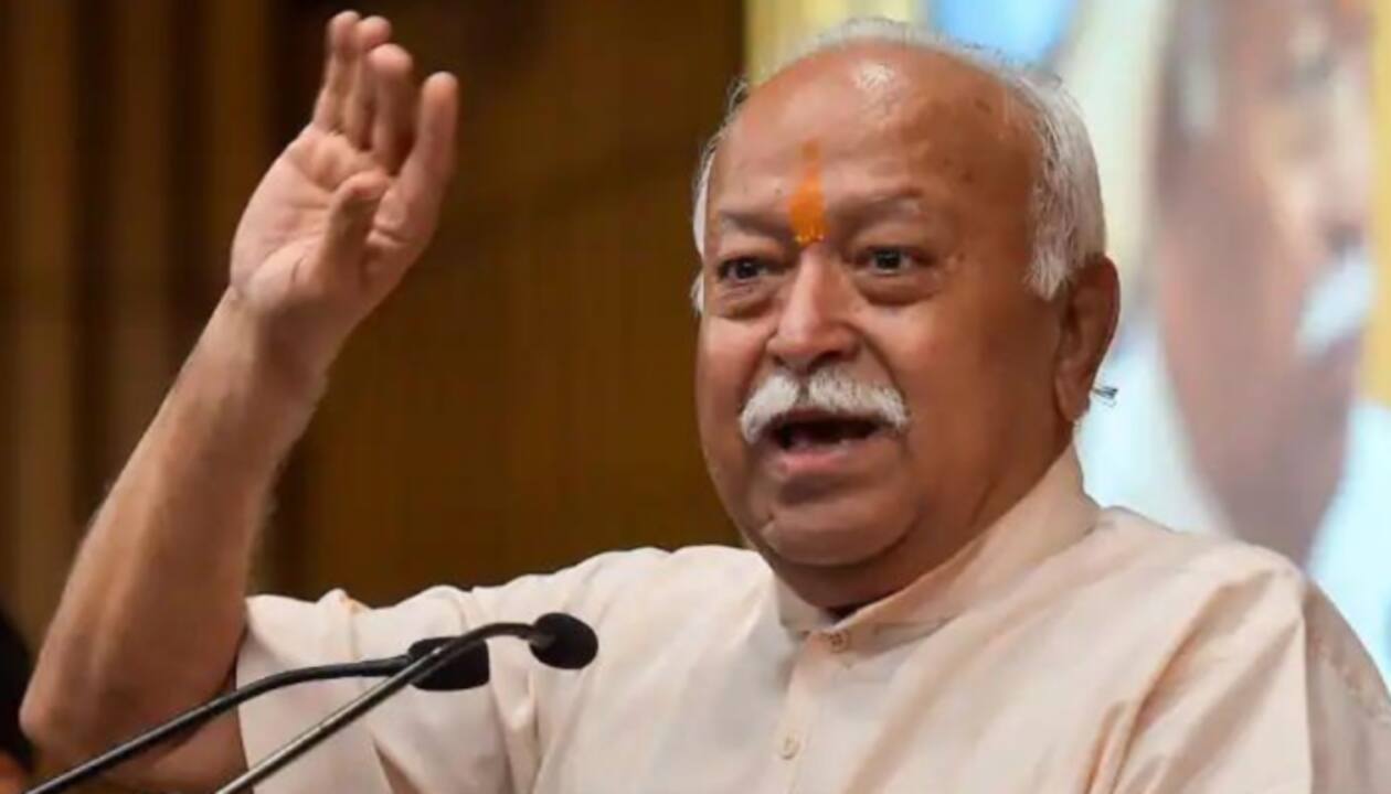 Freedom fighters taught unity in diverse ideologies': RSS Chief Mohan  Bhagwat | India News | Zee News