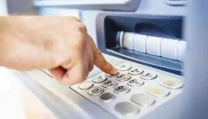 Gangs of Dhanbaad! Miscreants take away ATM&#039;s cash box, CCTV out of order