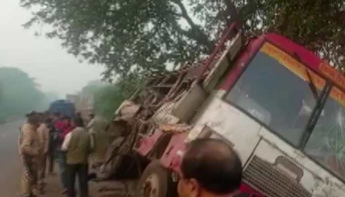 Road accident: 6 dead, 15 injured in bus collision with truck in UP&#039;s Bahraich