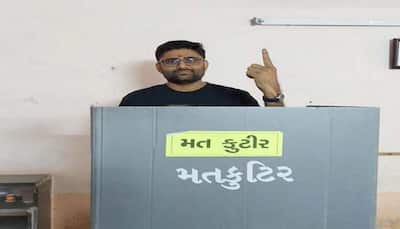 Gujarat Election 2022: AAP candidate Gopal Italia casts his VOTE in Surat, appeals THIS to the voters