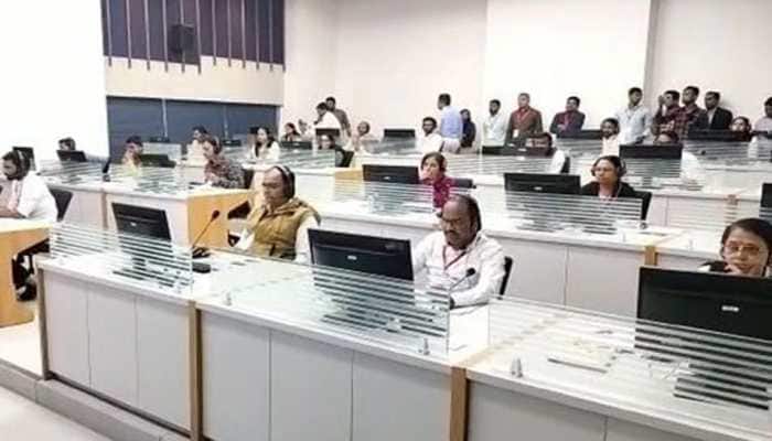 Election Commission&#039;s BIG move to ensure TRANSPARENCY - live webcasting of 13,065 polling stations in Gujarat 