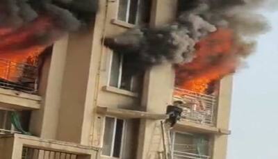 Huge fire breaks out at 22-storey building in Mumbai's Malad, four fire tenders rushed to spot