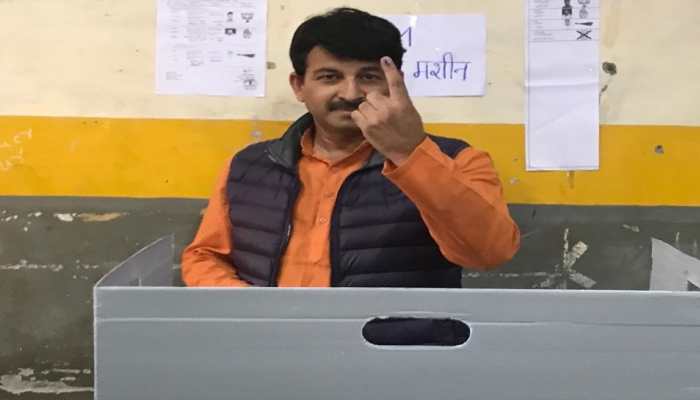 MCD Polls- 450 voters deleted from list because they support BJP: Manoj Tiwari