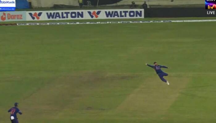 WATCH: Virat Kohli STUNS everyone with extraordinary catch to dismiss Shakib Al Hasan in IND vs BAN 1st ODI