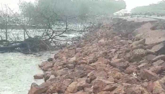 Cyclone Mandous: Kakinada-Uppada beach road damaged in Andhra Pradesh; heavy rains expected in Karnataka Cyclone Mandous: Kakinada-Uppada beach road damaged in Andhra Pradesh; heavy rains expected in Karnataka
