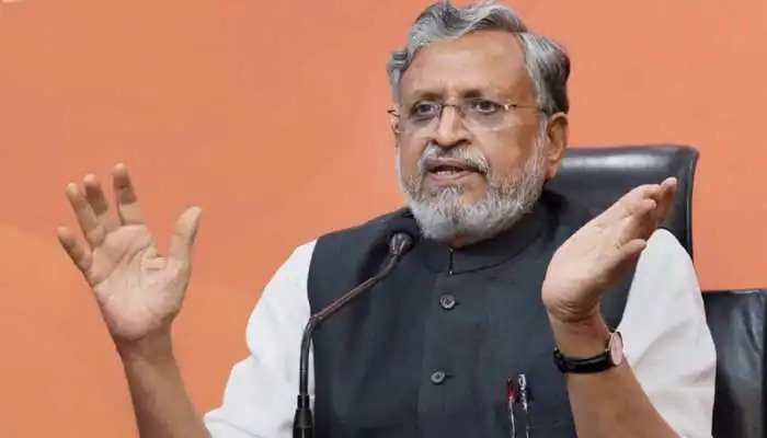 2,000 rupee notes should be 'phased out': BJP MP Sushil Modi demands in Rajya Sabha 2,000 rupee notes should be 'phased out': BJP MP Sushil Modi demands in Rajya Sabha