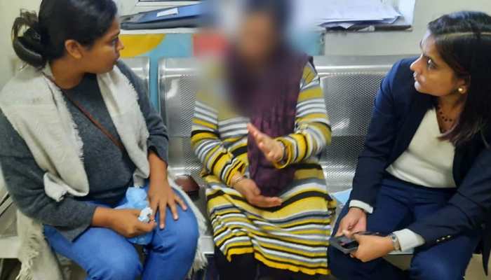 Acid Attack in Delhi Latest News: Delhi Commission for Women, Police send notice to Flipkart, Amazon Acid Attack in Delhi Latest News: Delhi Commission for Women, Police send notice to Flipkart, Amazon