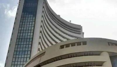 Markets trade lower in early trade, Sensex falls 385 points