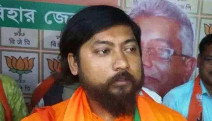 Father of PM Modi&#039;s minister allegedly features in PMAY list, TMC launches BIG ATTACK
