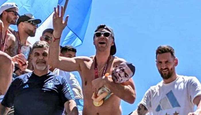 Emiliano Martinez MOCKS Kylian Mbappe alongside Lionel Messi during Argentina's FIFA World Cup win parade