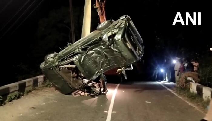 Tamil Nadu: 8 Sabarimala pilgrims dead after car plunges into 40-foot-deep pit in Theni 